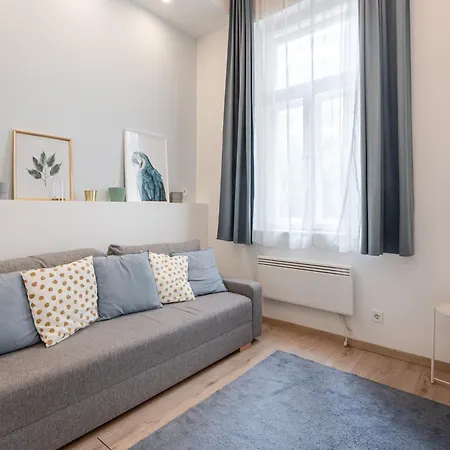 V46 - Boutique Apartments, Location By Bqa Apartmán *
